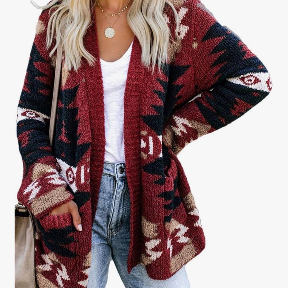 Chic Red Patterned Women's Cardigan - Picture 4 of 6